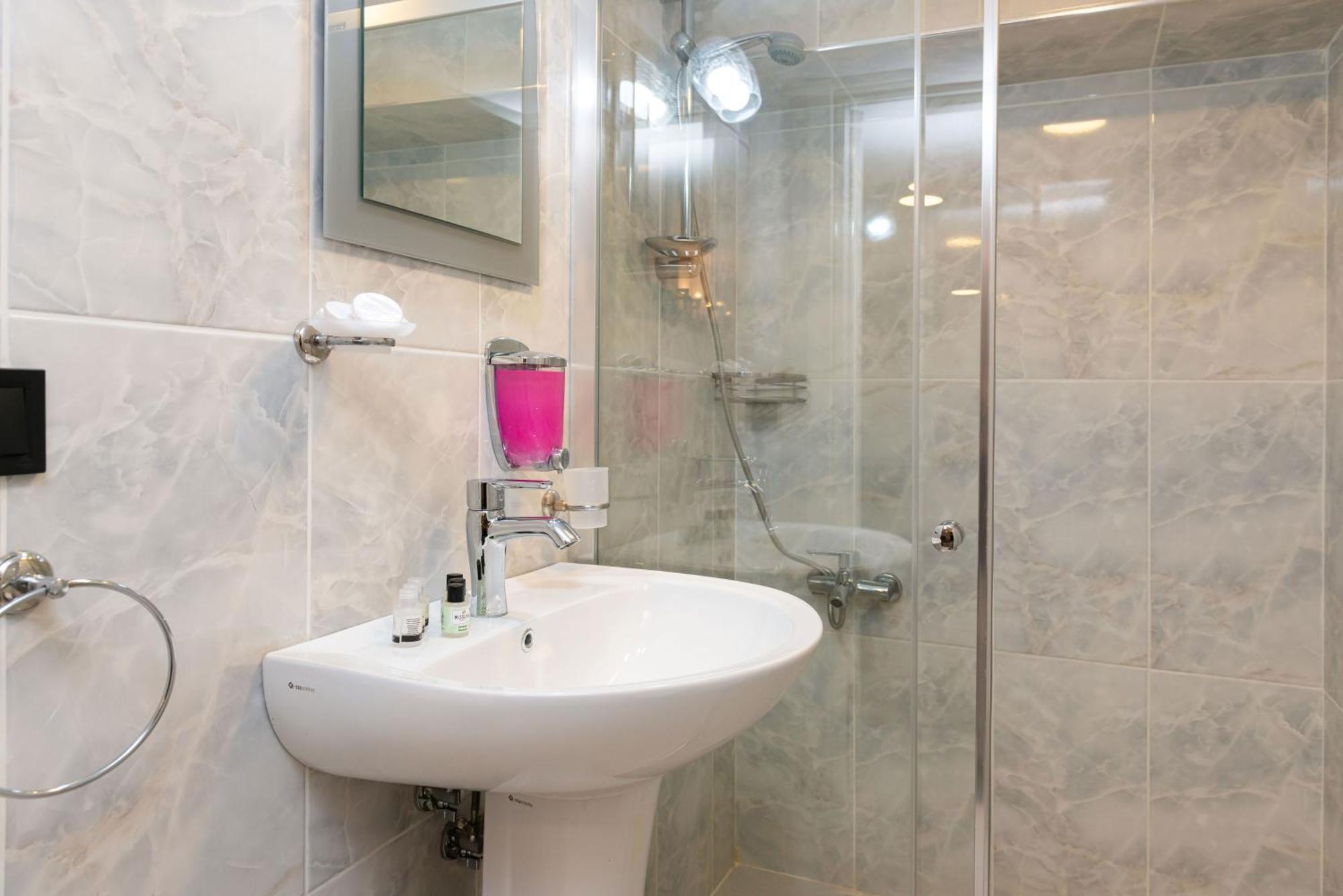 Blue Marmara Otel 2*